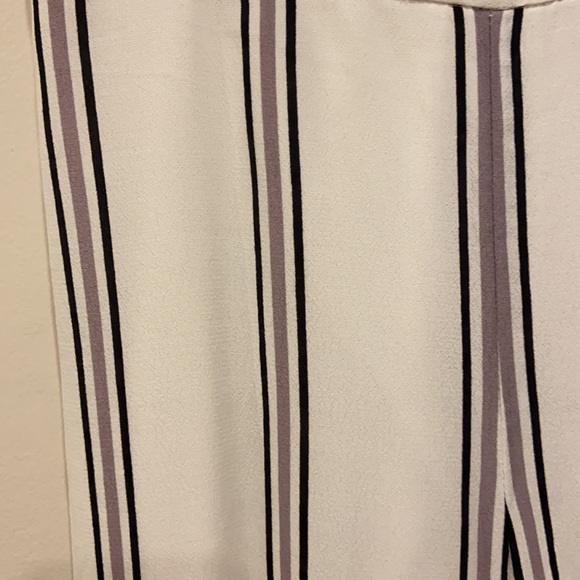 Dynamite white striped flowy pants - Picture 3 of 5